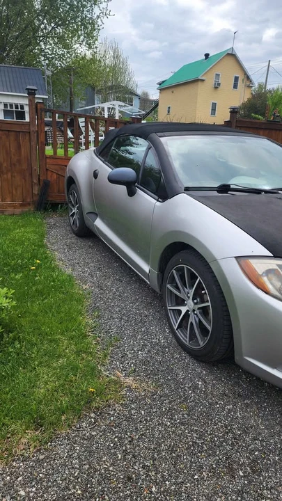 2009 Mitsubishi Eclipse 4th Gen - Image 3 of 11