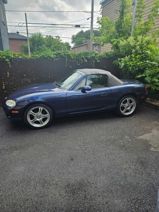 2002 Mazda NB MX-5 Miata - Image 5 of 9