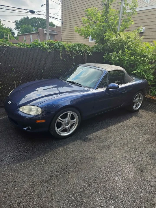 2002 Mazda NB MX-5 Miata - Image 6 of 9
