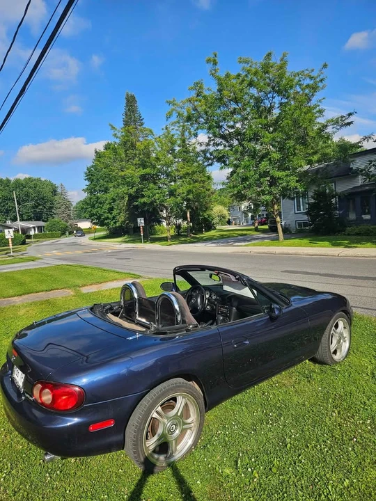 2002 Mazda NB MX-5 Miata - Image 2 of 8