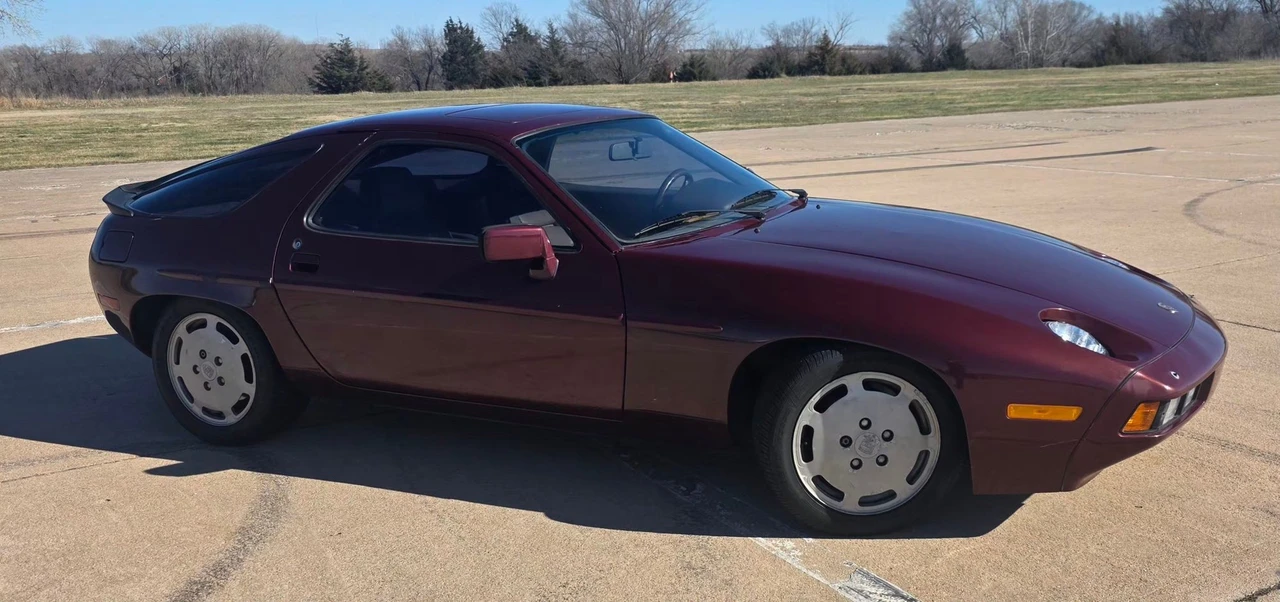 1983 Porsche 928 S - Image 3 of 31