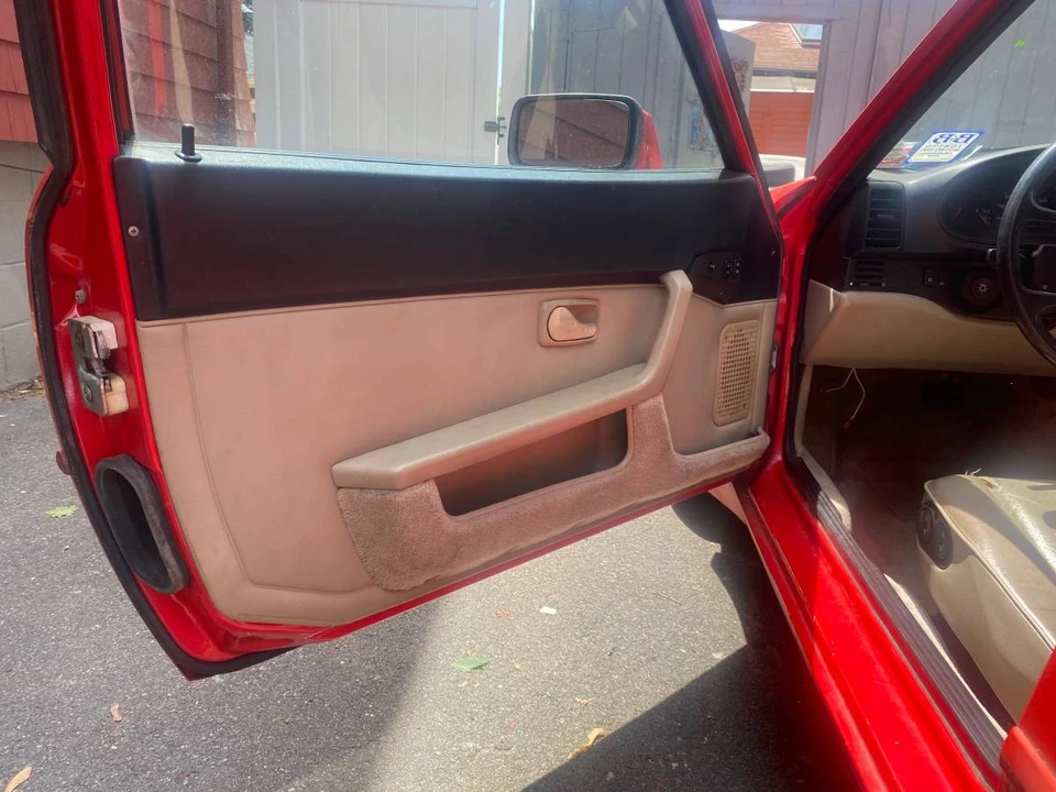 1987 Porsche 944 - Image 7 of 10