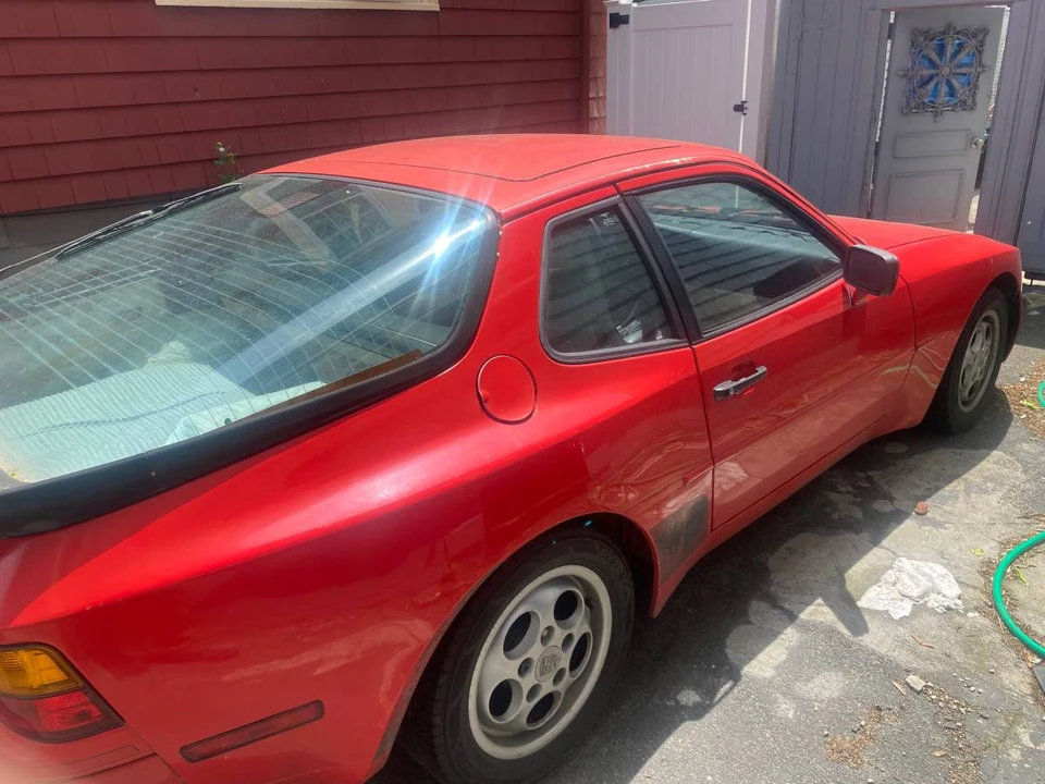 1987 Porsche 944 - Image 4 of 10