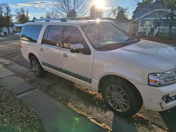 2007 Lincoln Navigator 3rd Gen - Image 3 of 21