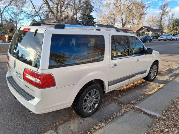 2007 Lincoln Navigator 3rd Gen - Image 5 of 21