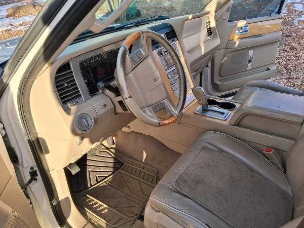 2007 Lincoln Navigator 3rd Gen - Image 13 of 21