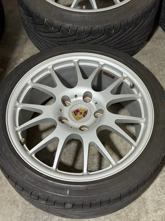 Parts & Memorabilia Other Wheels - Image 2 of 10