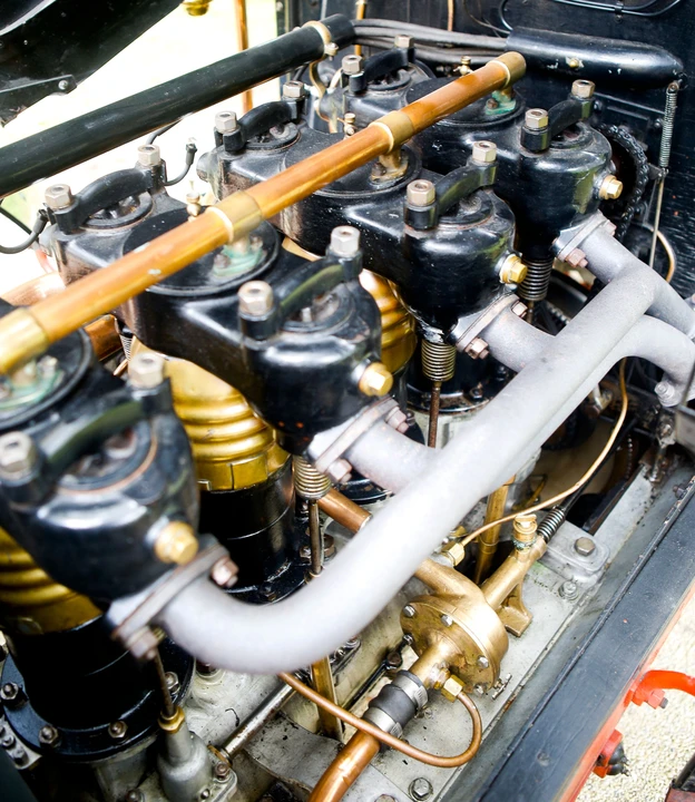Panhard - Image 10 of 27