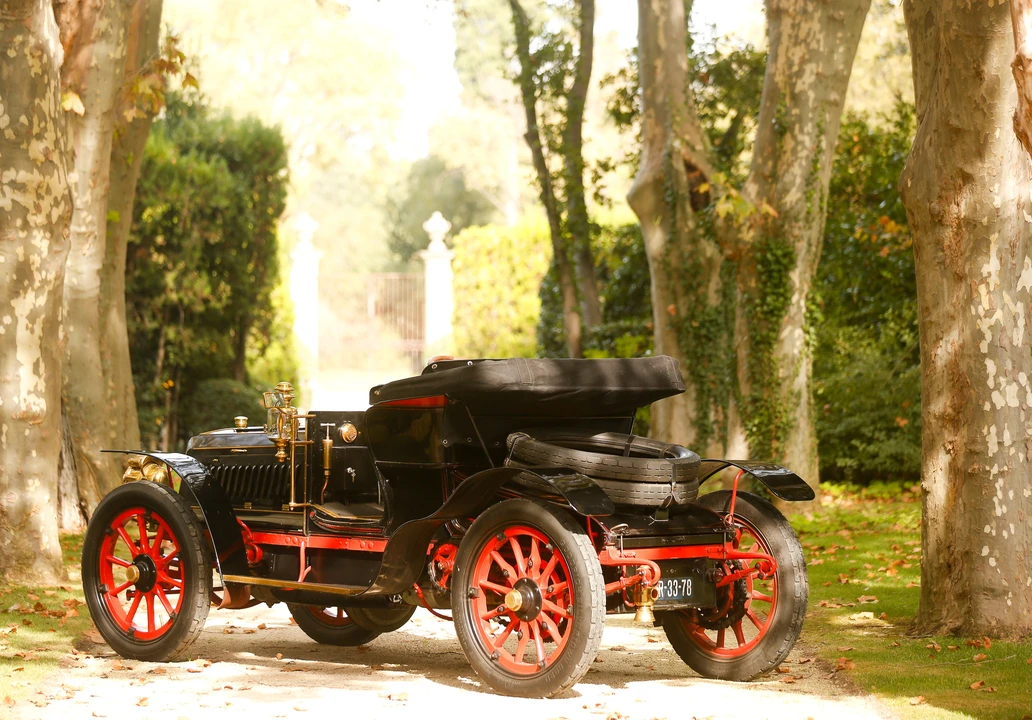 Panhard - Image 25 of 27