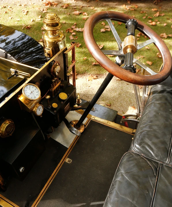 Panhard - Image 20 of 27