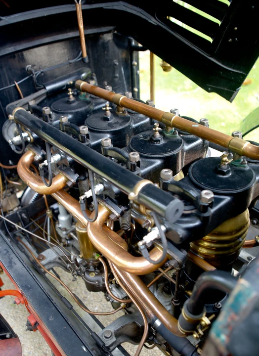 Panhard - Image 9 of 27