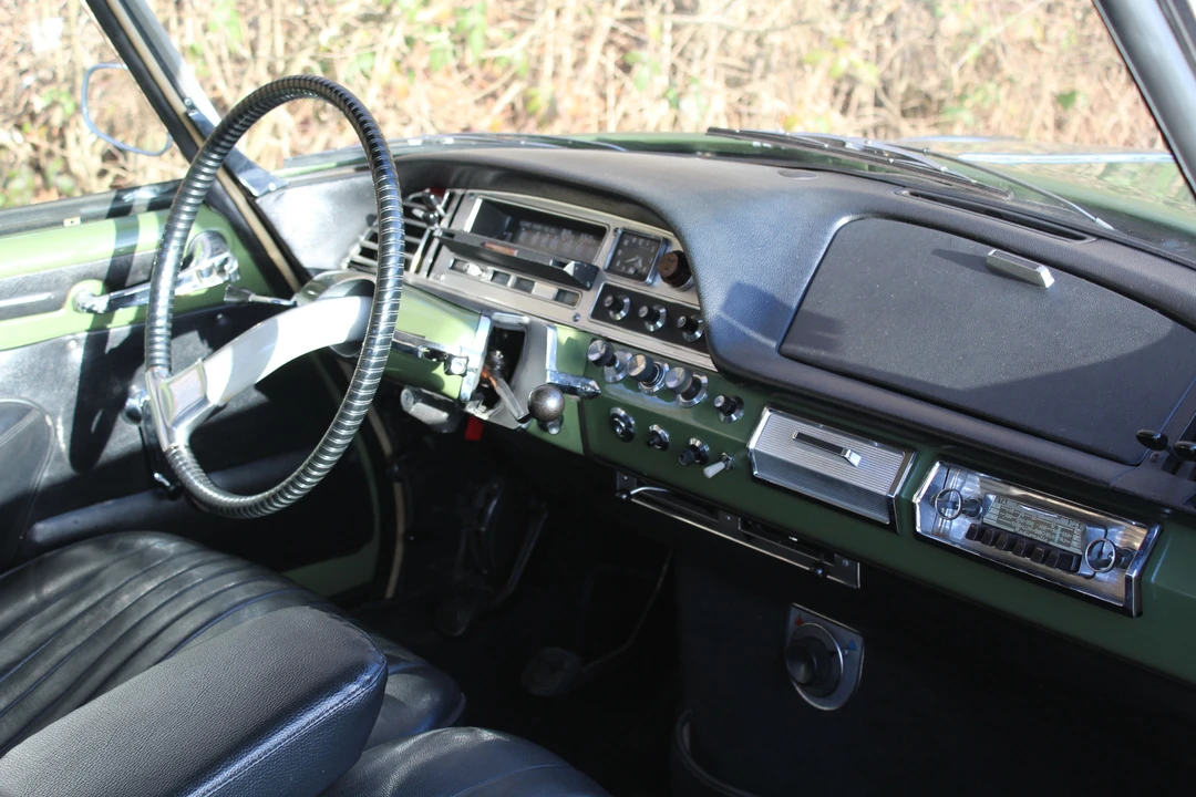 Citroen DS21 - Image 13 of 31