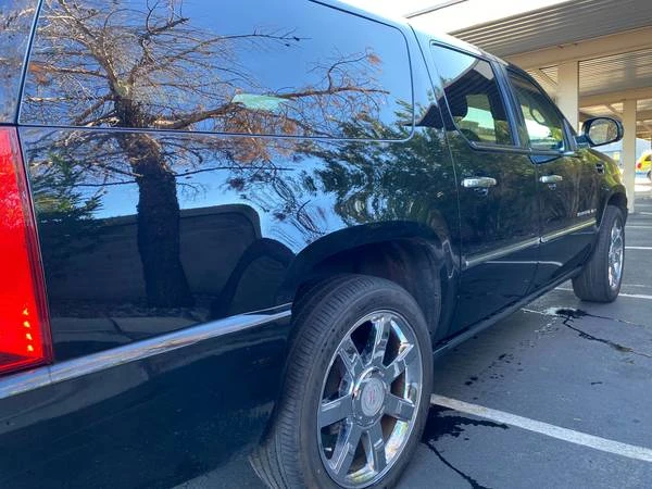 2011 Cadillac Escalade & EXT 3rd Gen - Image 11 of 12