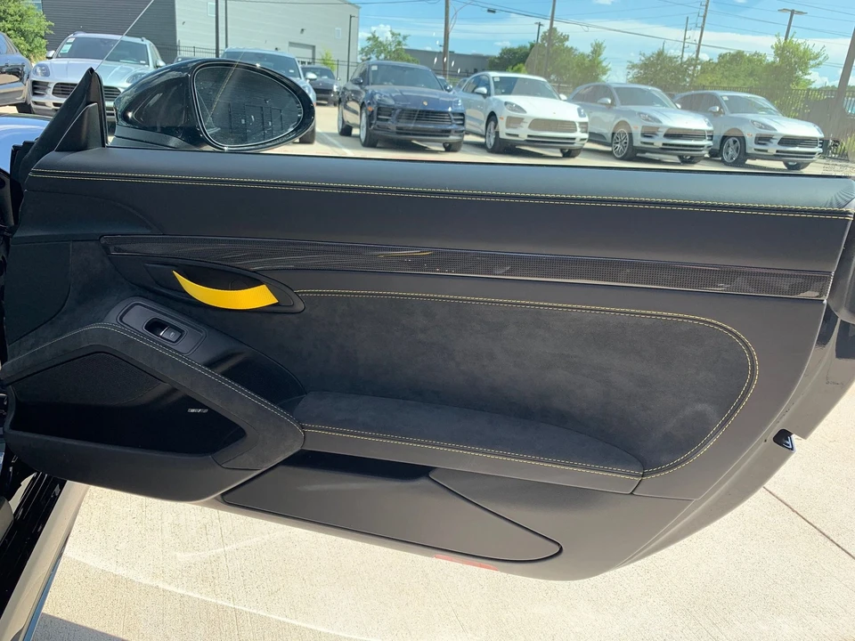 2020 Porsche 718 Cayman GT4 - Image 14 of 15