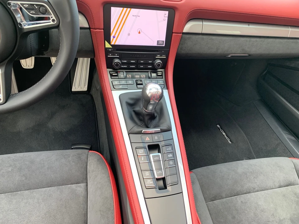 2020 Porsche 718 Boxster Spyder - Image 13 of 15