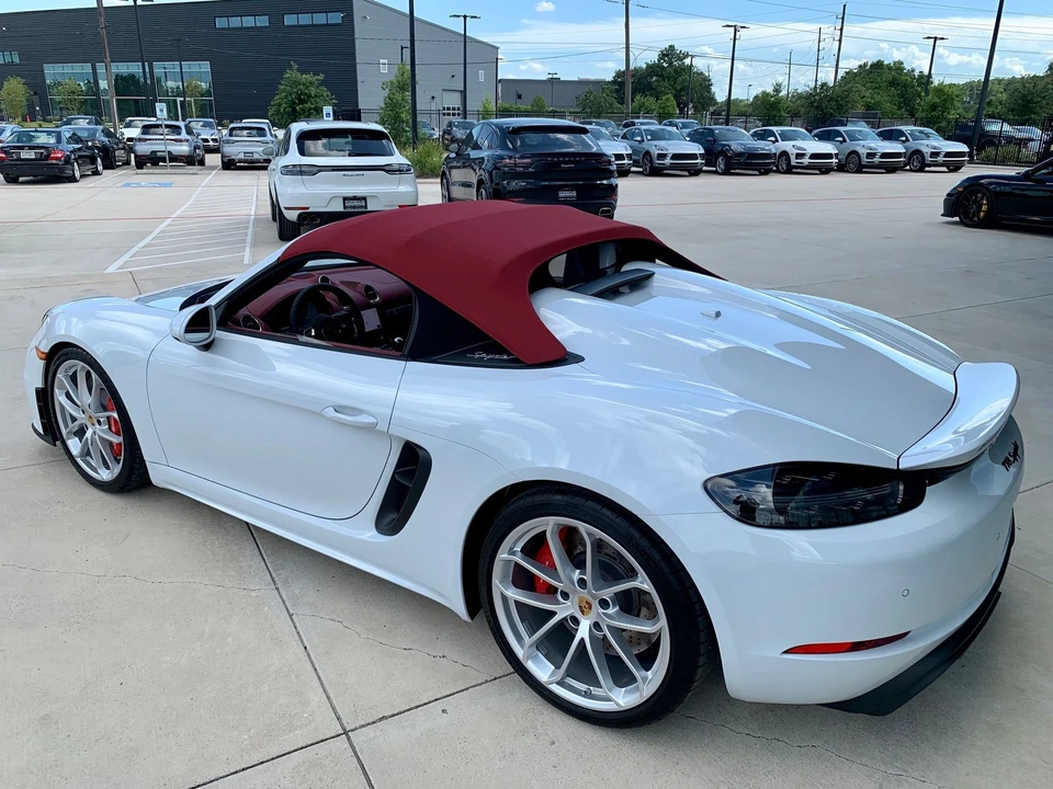 2020 Porsche 718 Boxster Spyder - Image 9 of 15
