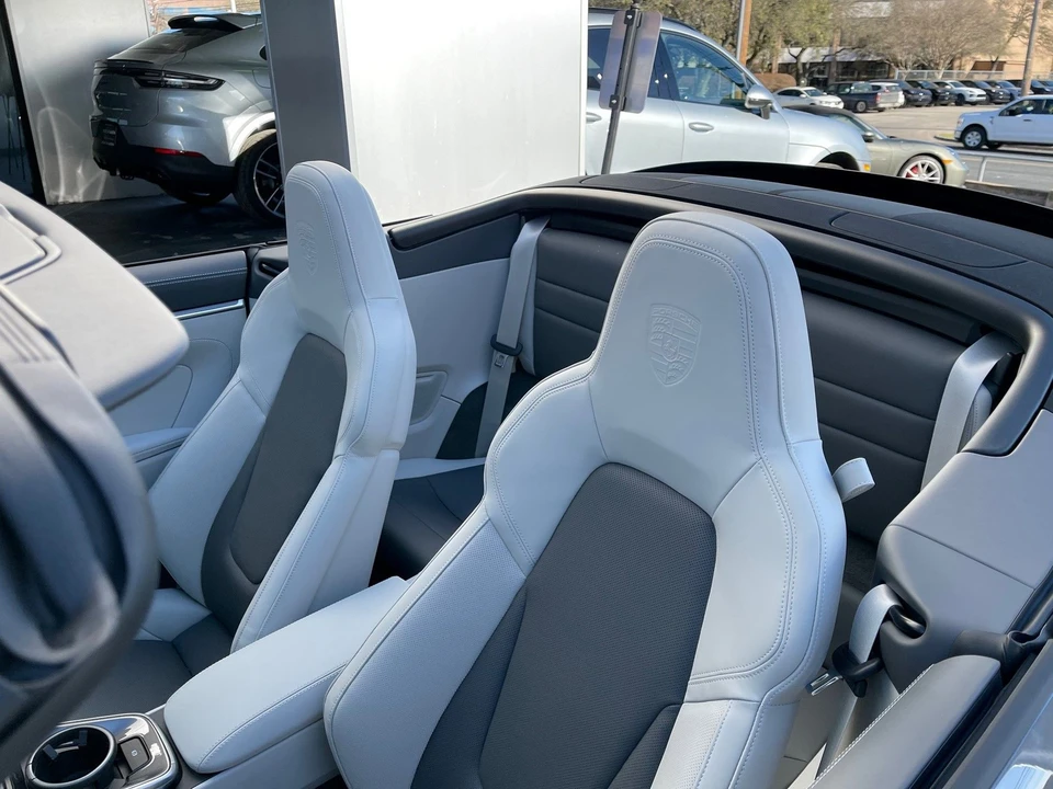 2021 Porsche 992 Carrera S - Image 13 of 18