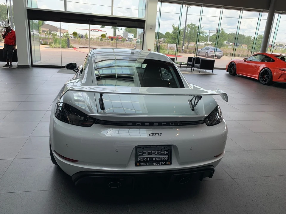 2020 Porsche 718 Cayman GT4 - Image 7 of 11