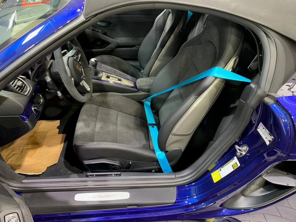 2020 Porsche 718 Boxster Spyder - Image 14 of 15