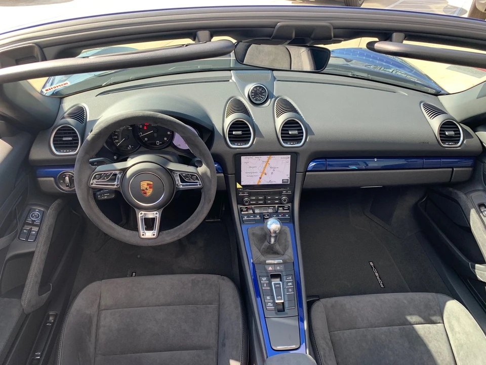2020 Porsche 718 Boxster Spyder - Image 13 of 15