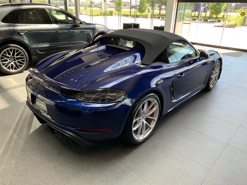 2020 Porsche 718 Boxster Spyder - Image 8 of 15