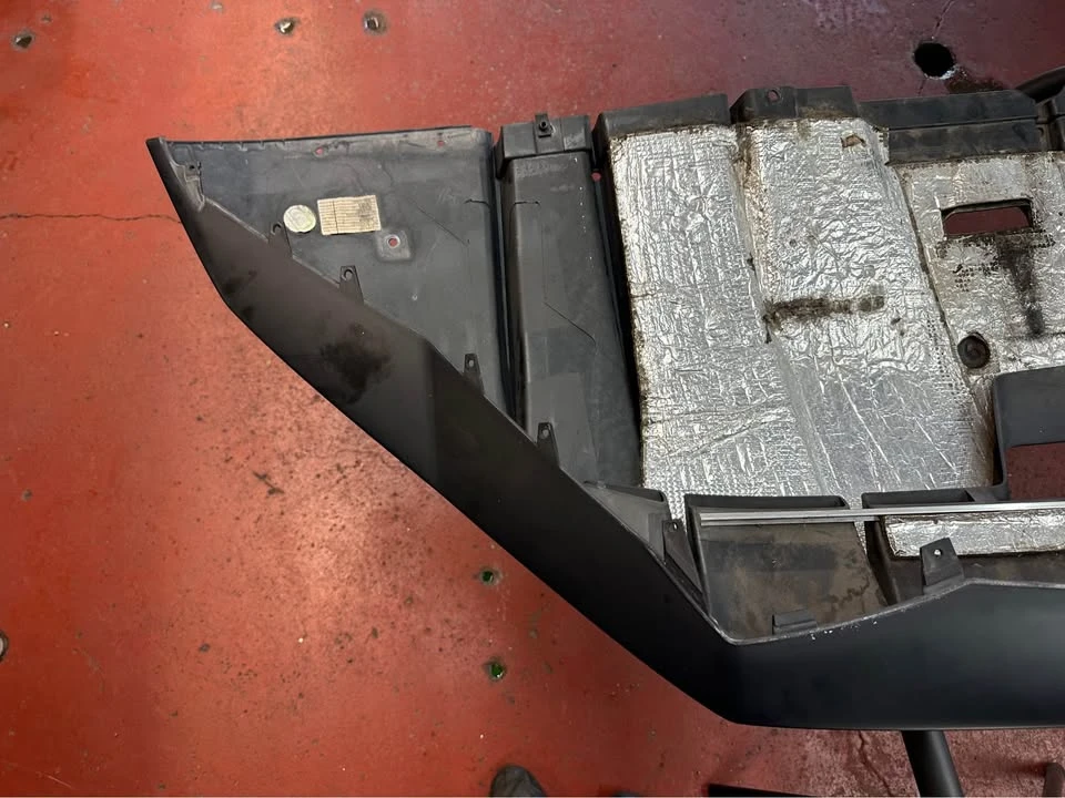 Parts & Memorabilia Bodywork - Image 4 of 8
