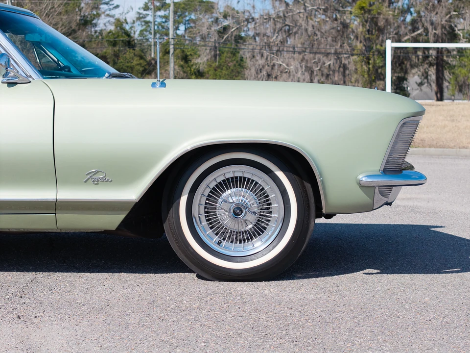 1964 Buick Riviera 1st Gen - Image 27 of 31