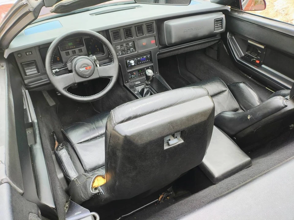 1988 Chevrolet Corvette C4 - Image 14 of 15