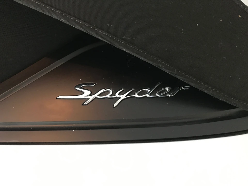 2016 Porsche 981 Boxster Spyder - Image 12 of 14