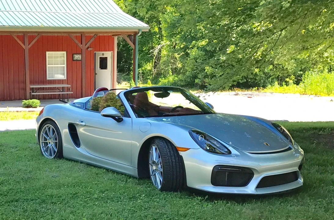 2016 Porsche 981 Boxster Spyder - Image 6 of 14