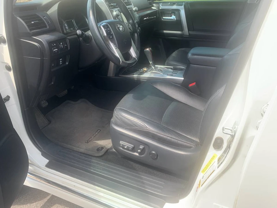 2017 Toyota 4Runner 5th Gen - Image 12 of 14