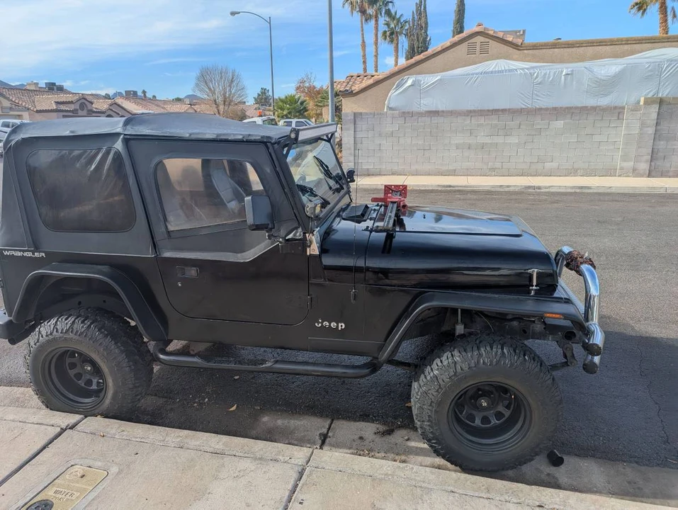 1995 Jeep YJ Wrangler - Image 10 of 13