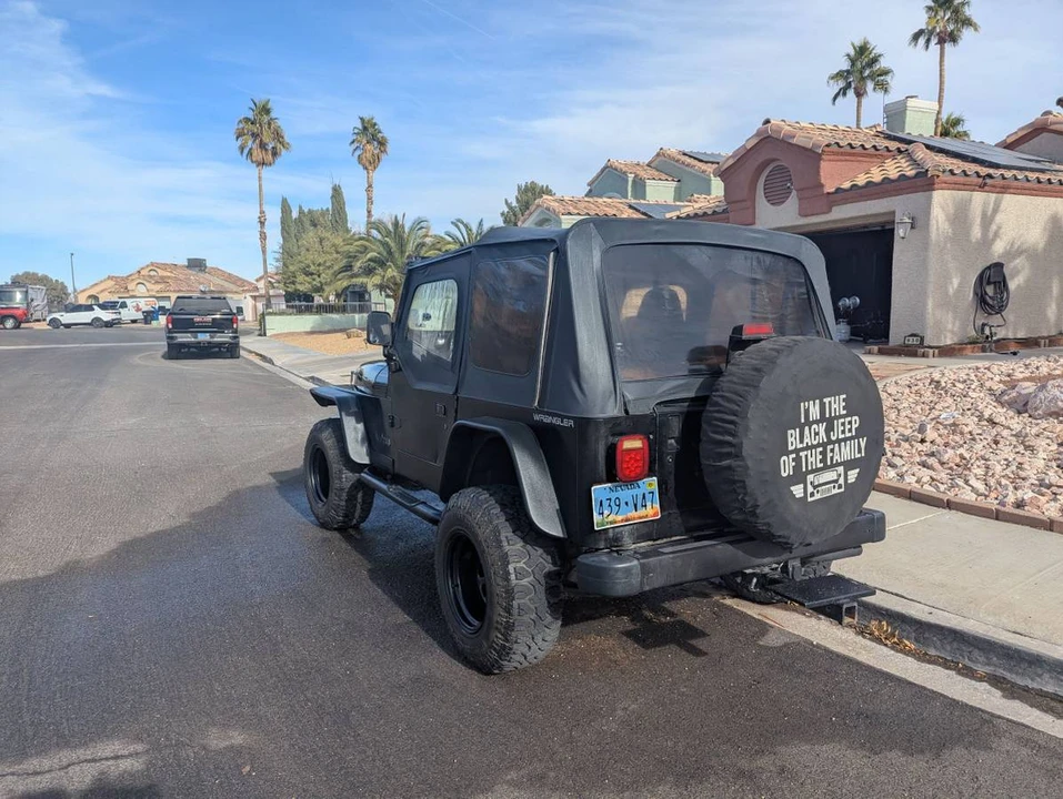1995 Jeep YJ Wrangler - Image 9 of 13