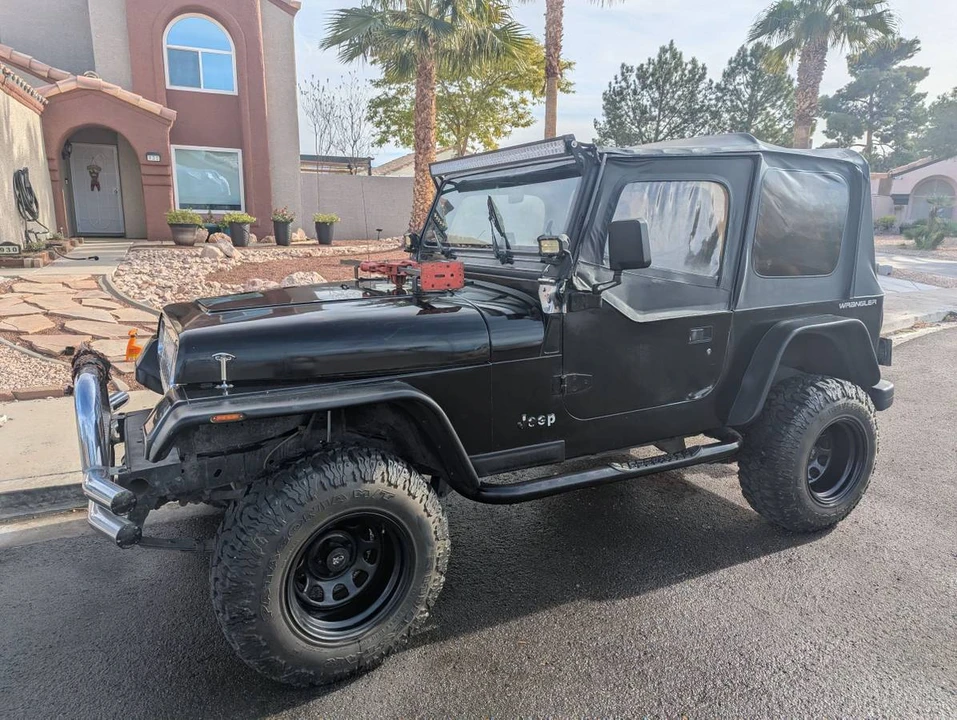1995 Jeep YJ Wrangler - Image 8 of 13