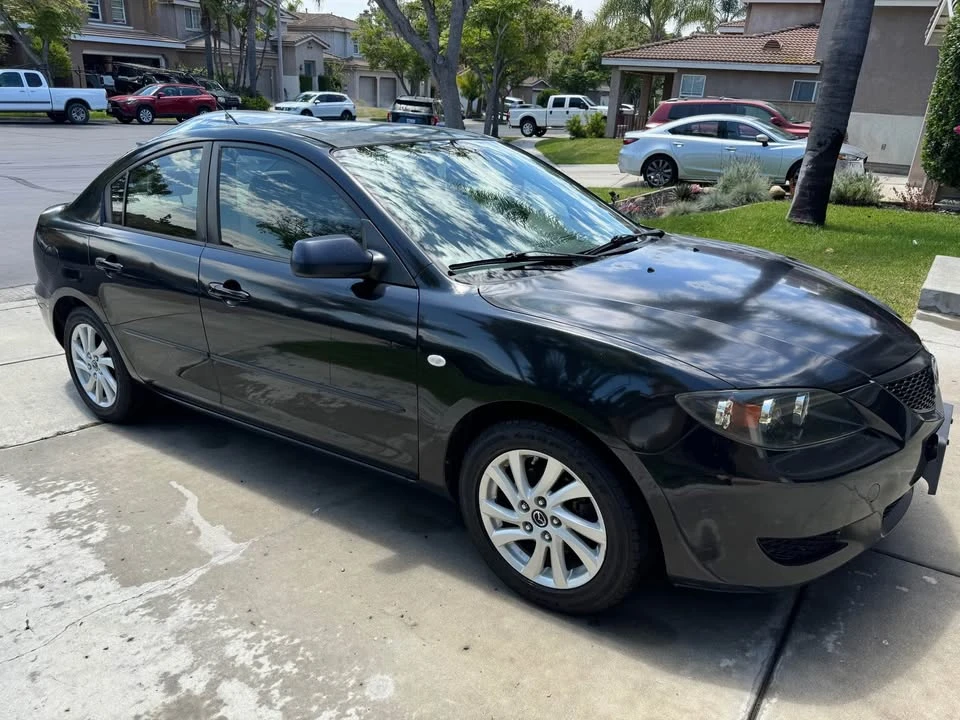 2005 Mazda Mazda 3 1st Gen - Image 3 of 9
