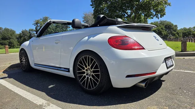 2014 Volkswagen Beetle R-Line