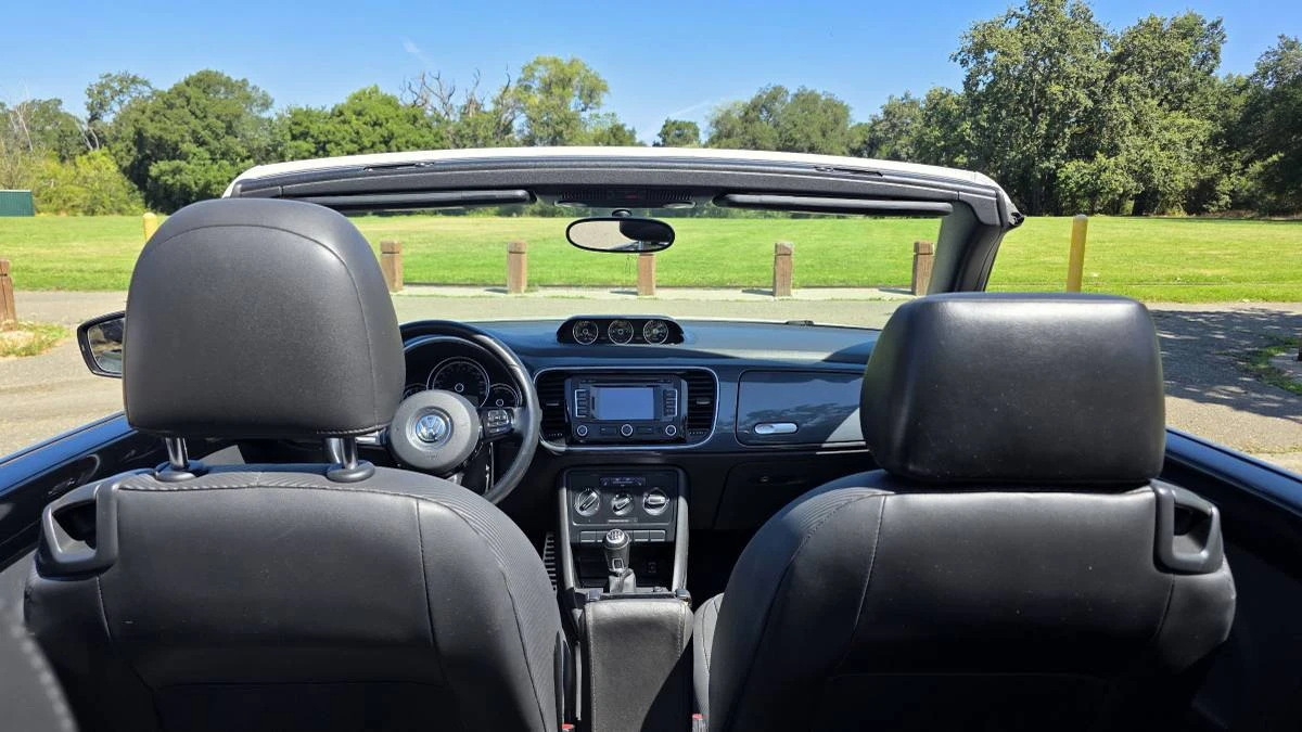 2014 Volkswagen A5 Beetle - Image 10 of 24