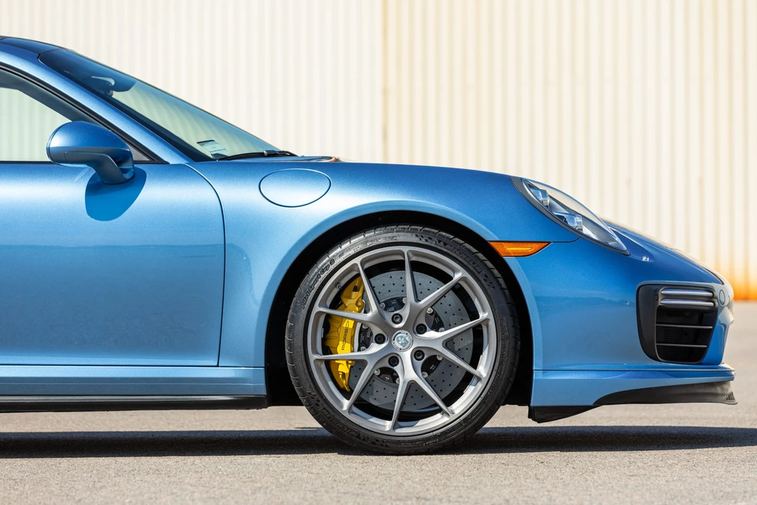 2017 Porsche 991 Turbo S - Image 22 of 31