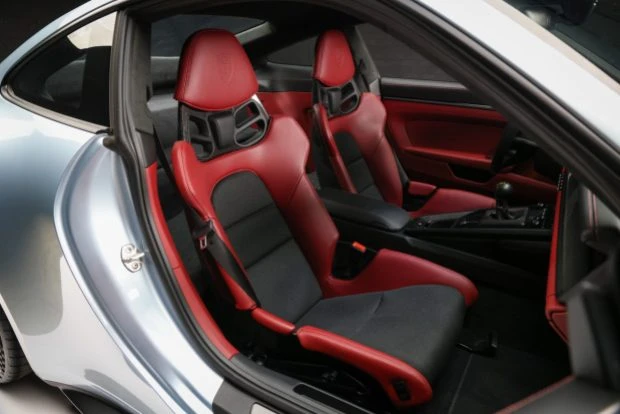 2022 Porsche 992 GT3 - Image 4 of 7