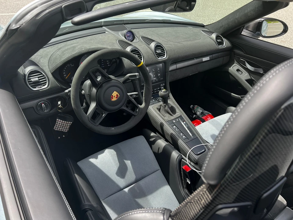 2024 Porsche 718 Boxster Spyder RS - Image 21 of 29