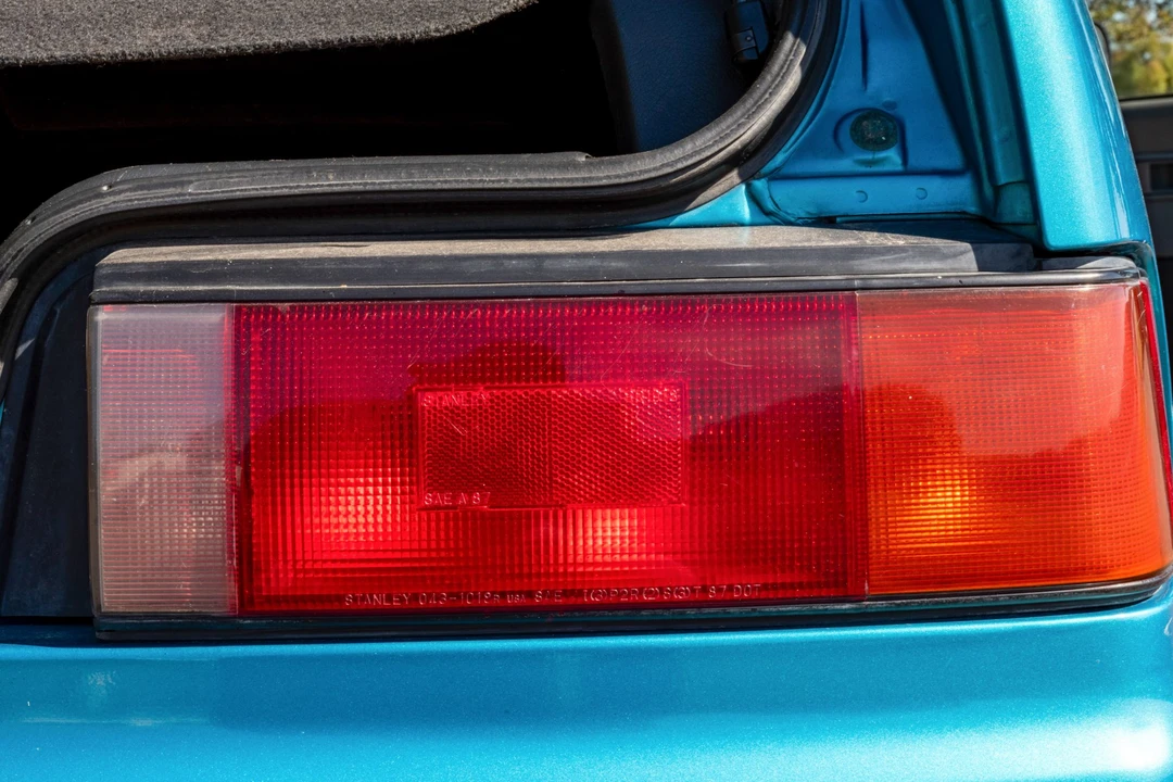 1991 Honda Civic Si 4th Gen - Image 25 of 31