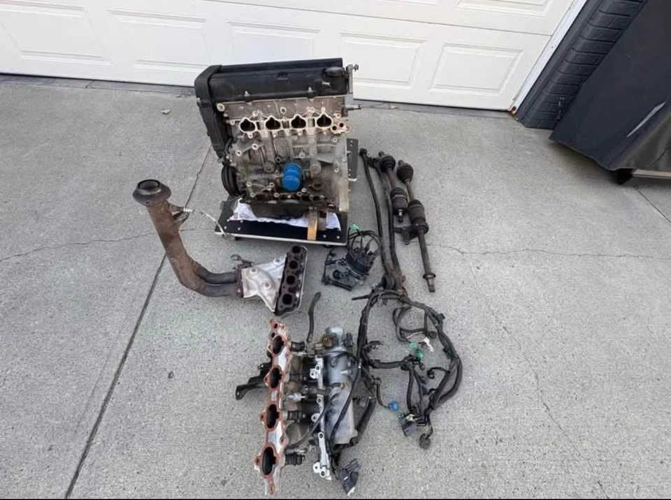 1996 Parts & Memorabilia Engines - Image 3 of 6