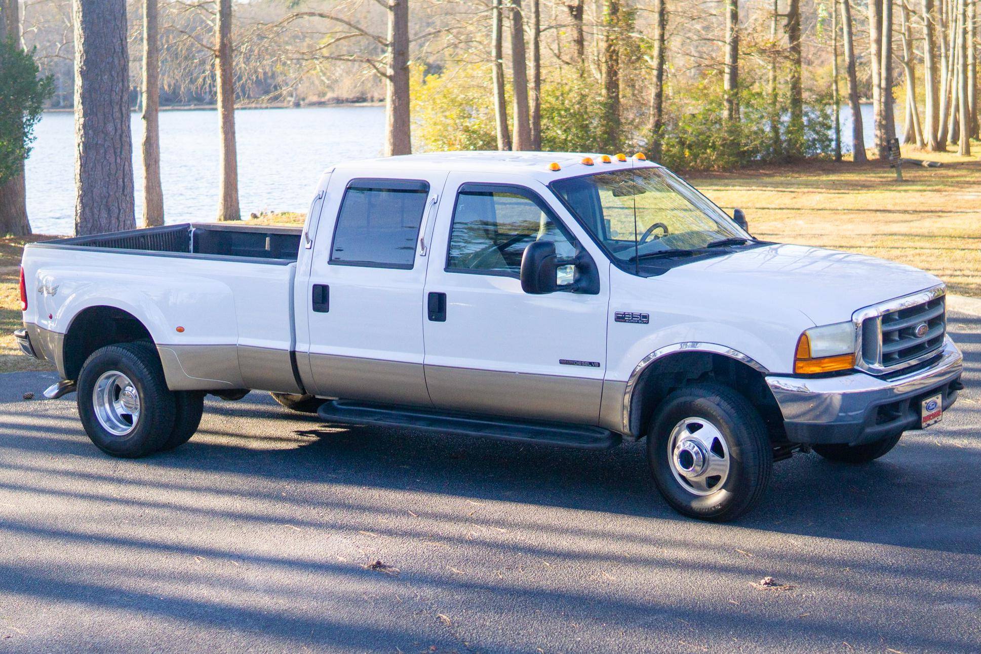 2000 Ford F-350 Super Duty Lariat Crew Cab 4x4