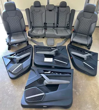 Audi SQ5 Interior Package