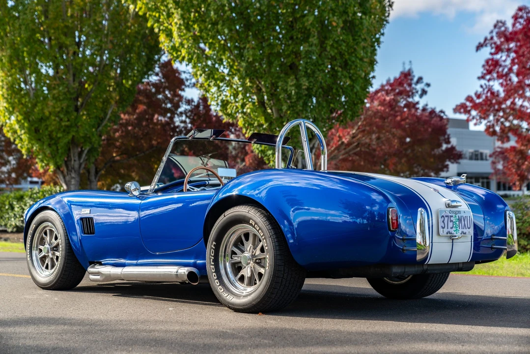 Shelby Cobra Replica - Image 4 of 31