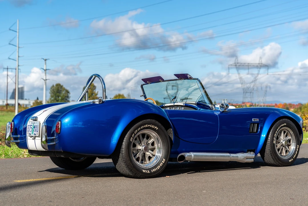 Shelby Cobra Replica - Image 6 of 31