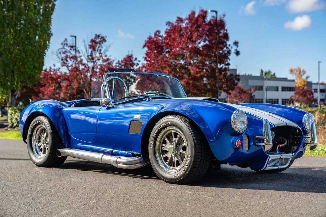Shelby Cobra Replica - Image 8 of 31