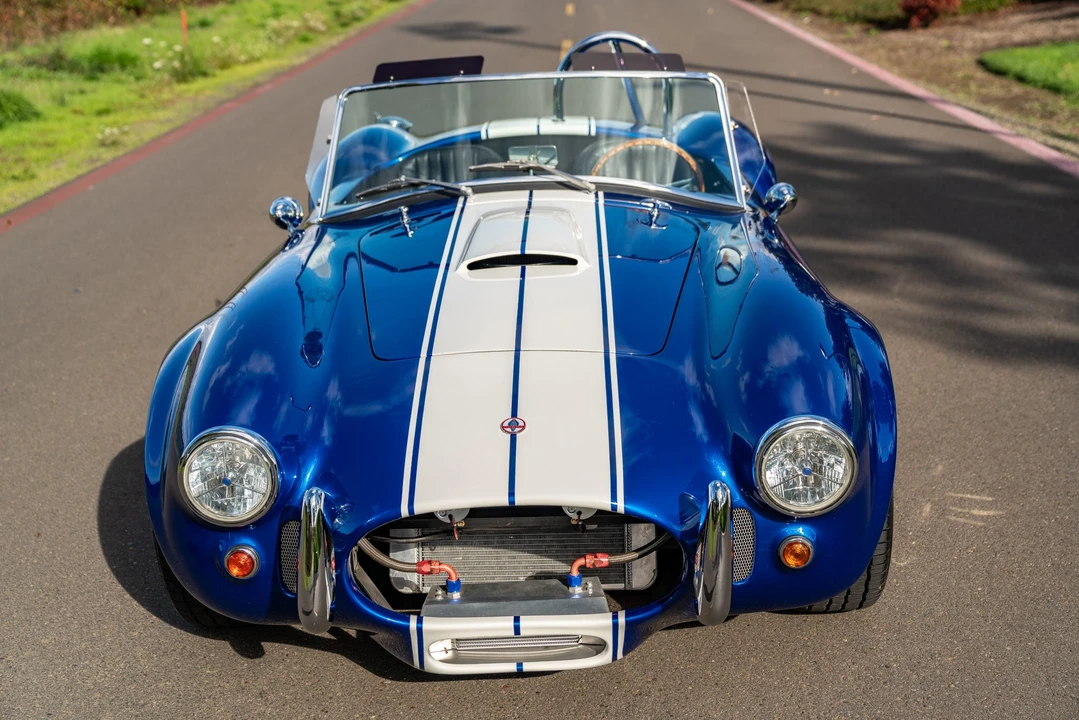 Shelby Cobra Replica - Image 15 of 31