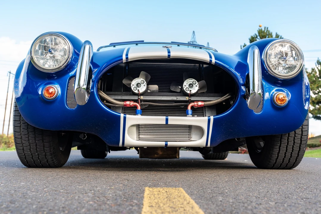 Shelby Cobra Replica - Image 13 of 31