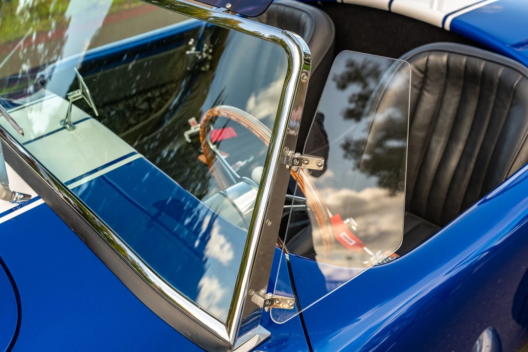 Shelby Cobra Replica - Image 28 of 31